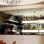 Victoria Hotel